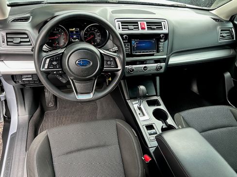 Used 2018 Subaru Outback 2.5i AWD/4WD image 12