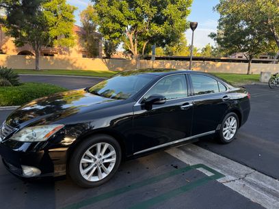 Used 2012 Lexus ES 350 w/ Luxury Pkg & Navigation