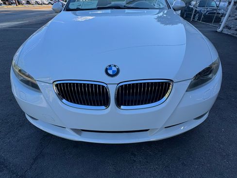Used 2009 BMW 335i Convertible RWD image 18
