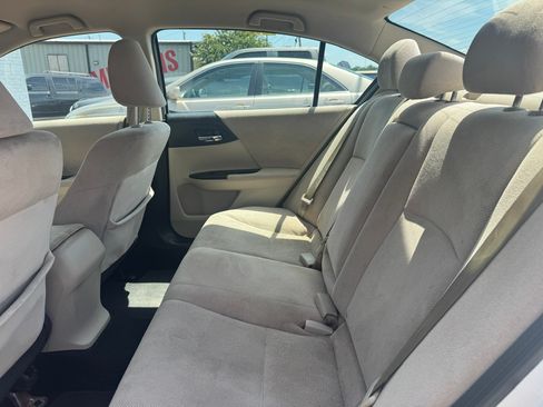 Used 2013 Honda Accord LX Sedan image 7