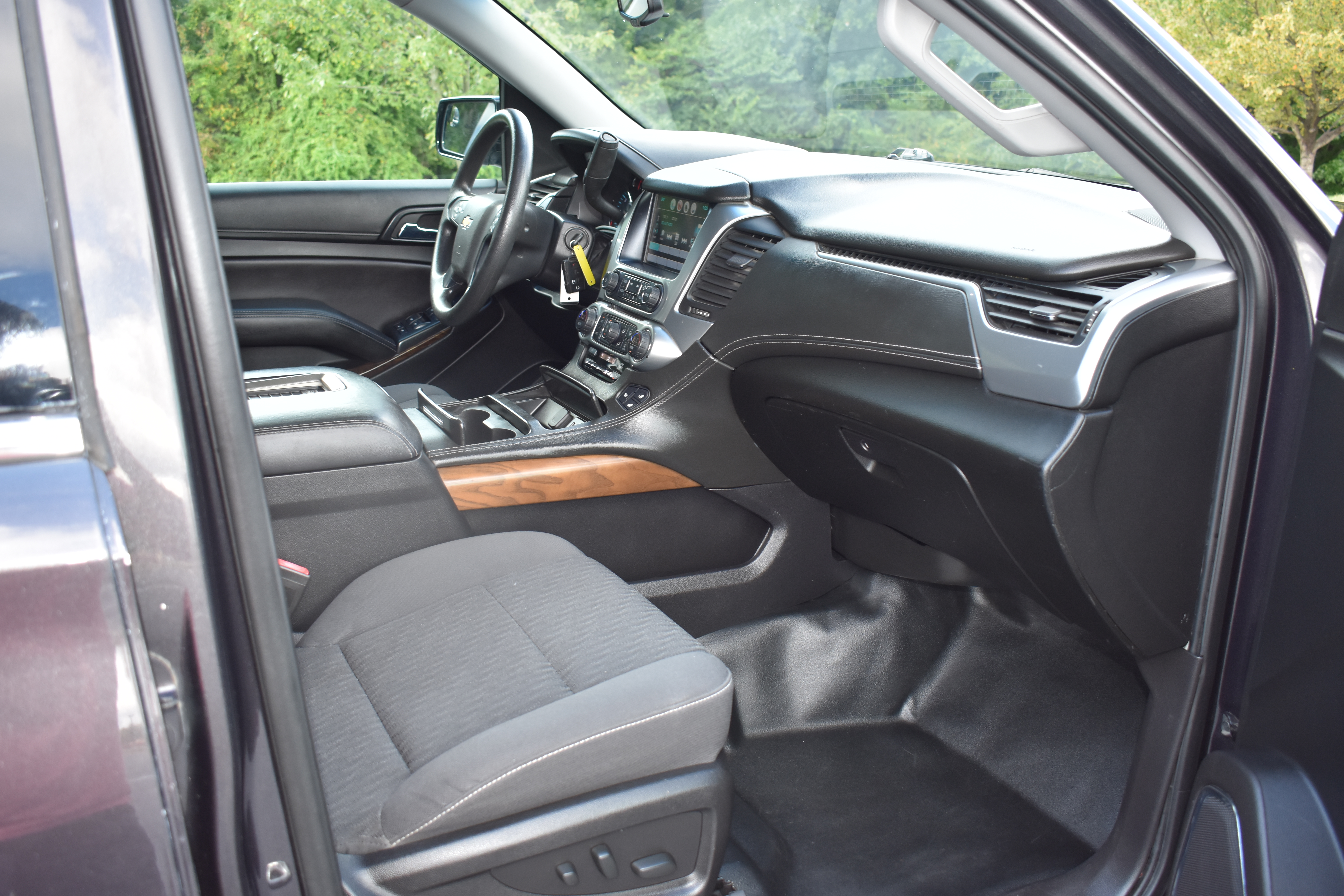 Used 2018 Chevrolet Tahoe 4WD image 31