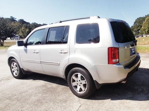 Used 2011 Honda Pilot Touring image 5