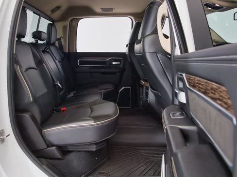 Used 2020 RAM 2500 4x4 Crew Cab Laramie image 33