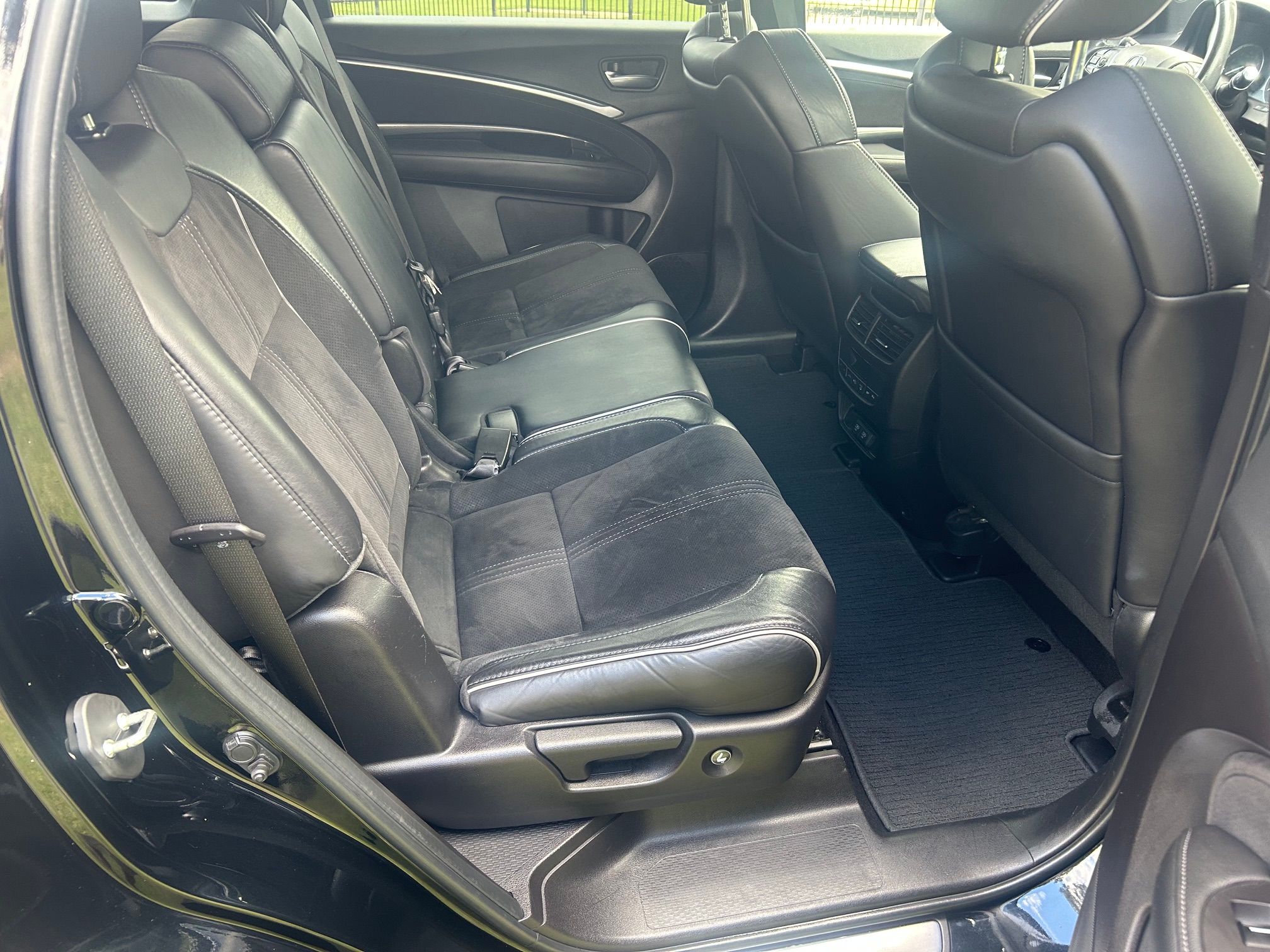 Used 2020 Acura MDX SH-AWD A-Spec image 13