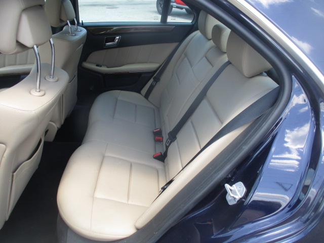 Used 2011 Mercedes-Benz E 350 image 10