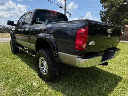 Used 2009 Dodge Ram 2500 Truck 4x4 Quad Cab image 7
