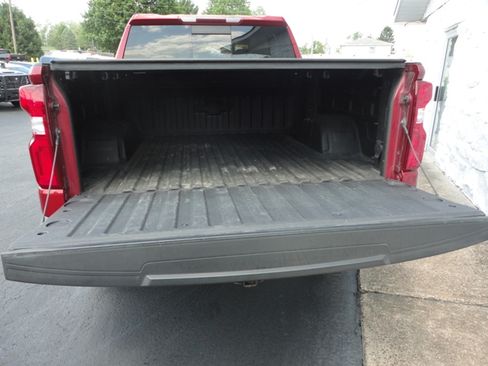 Used 2019 Chevrolet Silverado 1500 4x4 Crew Cab LT Trail Boss image 13