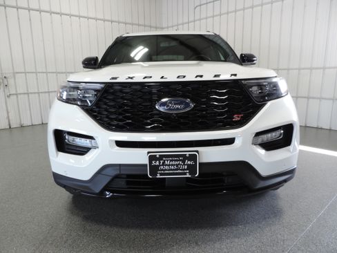 Used 2023 Ford Explorer 4WD ST image 8