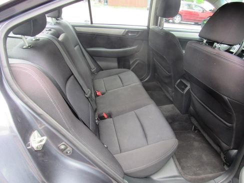 Used 2015 Subaru Legacy 2.5i Premium AWD/4WD image 16