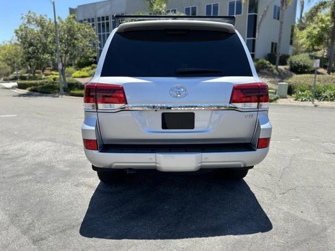 Used 2021 Toyota Land Cruiser Heritage Edition AWD/4WD image 10