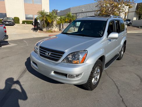 Used 2009 Lexus GX 470 w/ Sport Package AWD/4WD image 5