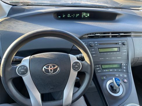 Used 2011 Toyota Prius image 3