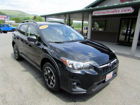 Used 2019 Subaru Crosstrek 2.0i AWD/4WD image 2