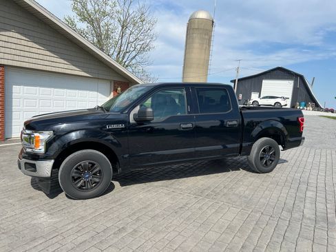 Used 2018 Ford F150 XLT image 3
