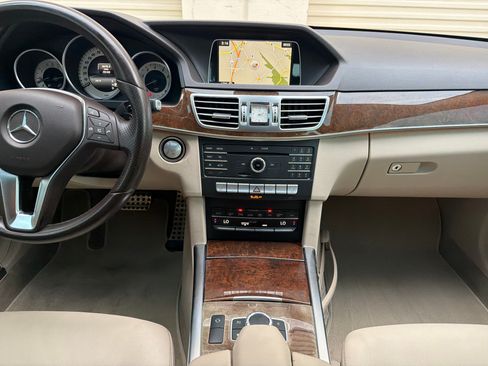 Used 2016 Mercedes-Benz E 350 Sedan image 15