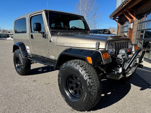Used 2005 Jeep Wrangler Unlimited Rubicon image 19