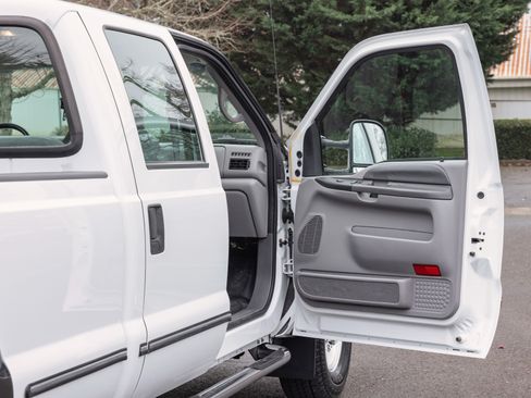 Used 1999 Ford F350 XLT image 58