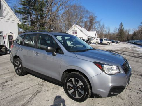 Used 2018 Subaru Forester 2.5i Premium image 14