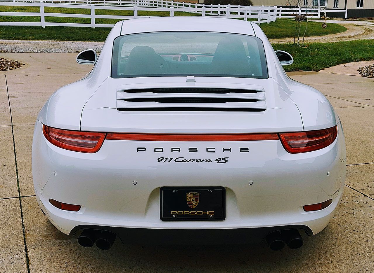 Used 2013 Porsche 911 Carrera 4S Coupe AWD/4WD image 22