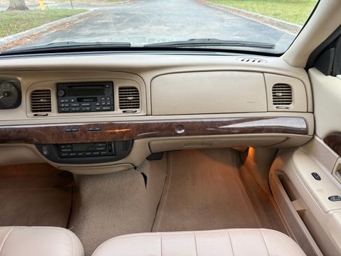 Used 2007 Mercury Grand Marquis LS RWD image 90
