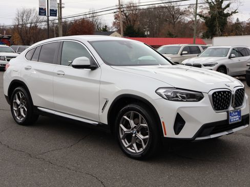 Used 2022 BMW X4 xDrive30i image 10