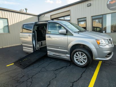 Used 2016 Dodge Grand Caravan SXT