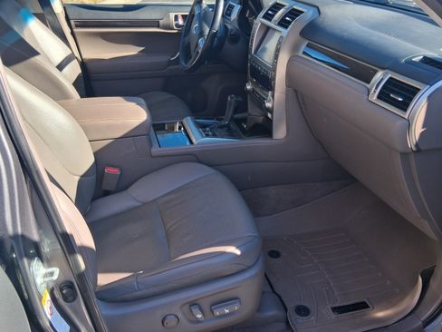 Used 2016 Lexus GX 460 Premium image 5