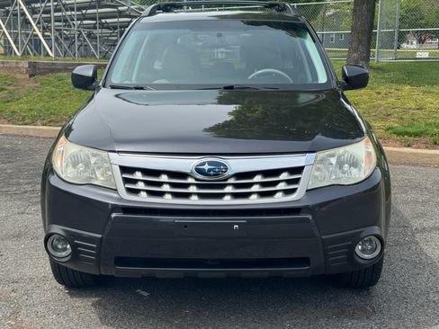 Used 2011 Subaru Forester 2.5X Limited AWD/4WD image 9