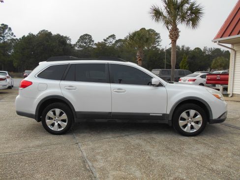 Used 2012 Subaru Outback 3.6R Limited image 4