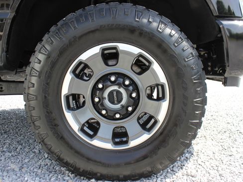 Used 2023 Ford F250 Lariat image 11