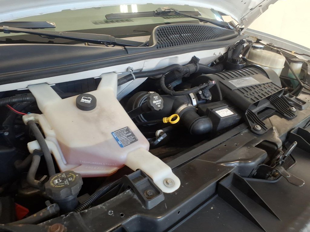 Used 2017 GMC Savana 2500 RWD image 15