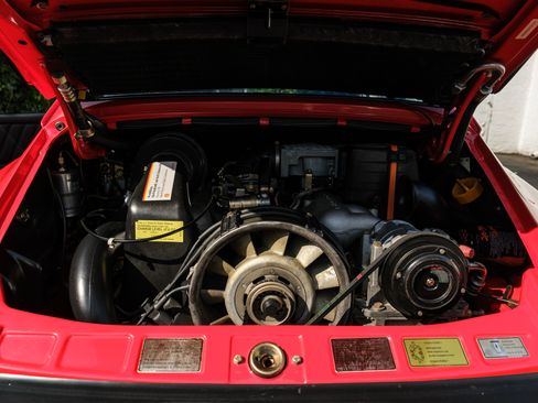 Used 1988 Porsche 911 Carrera image 40