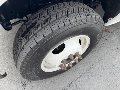 Used 2019 Ford E-350 and Econoline 350 image 20