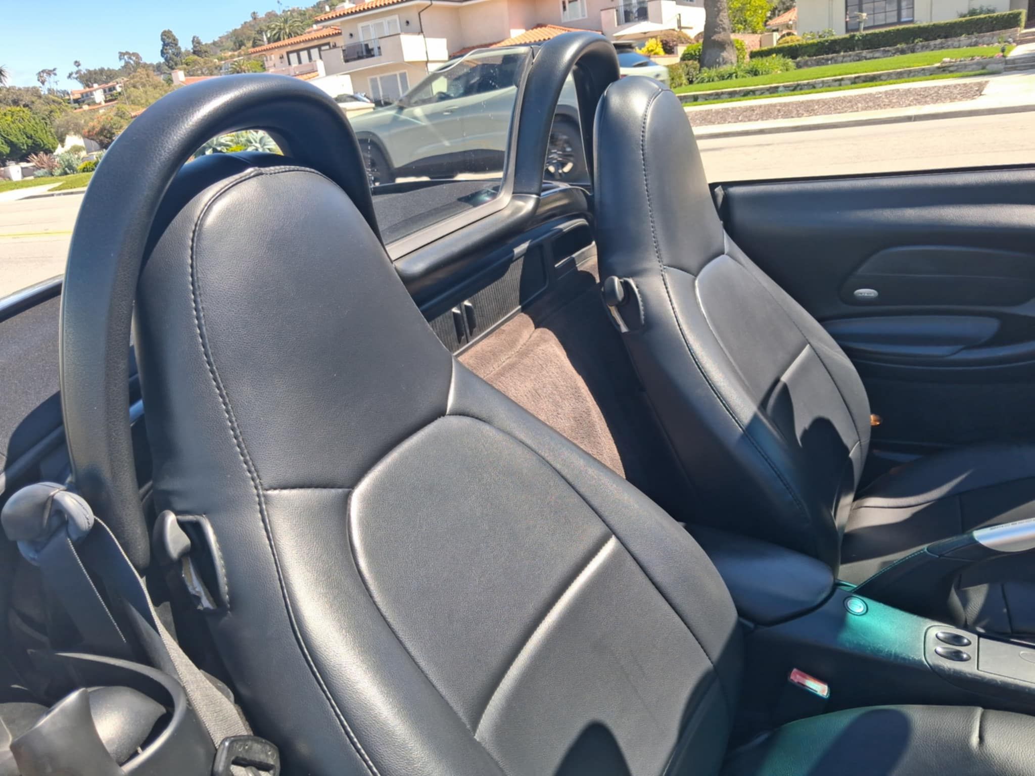 Used 2000 Porsche Boxster RWD image 14
