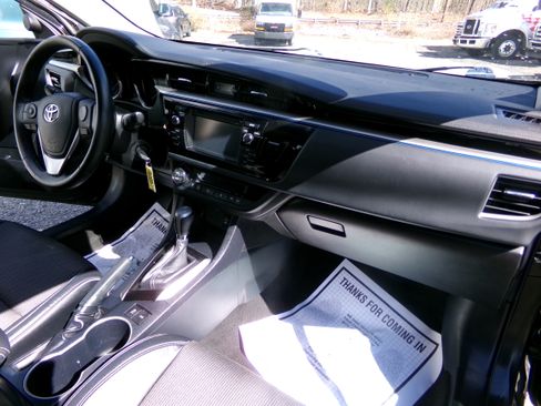 Used 2016 Toyota Corolla S Plus image 16