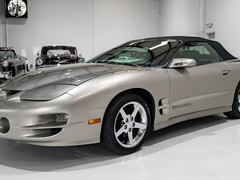 Used 2002 Pontiac Firebird Trans Am image 4
