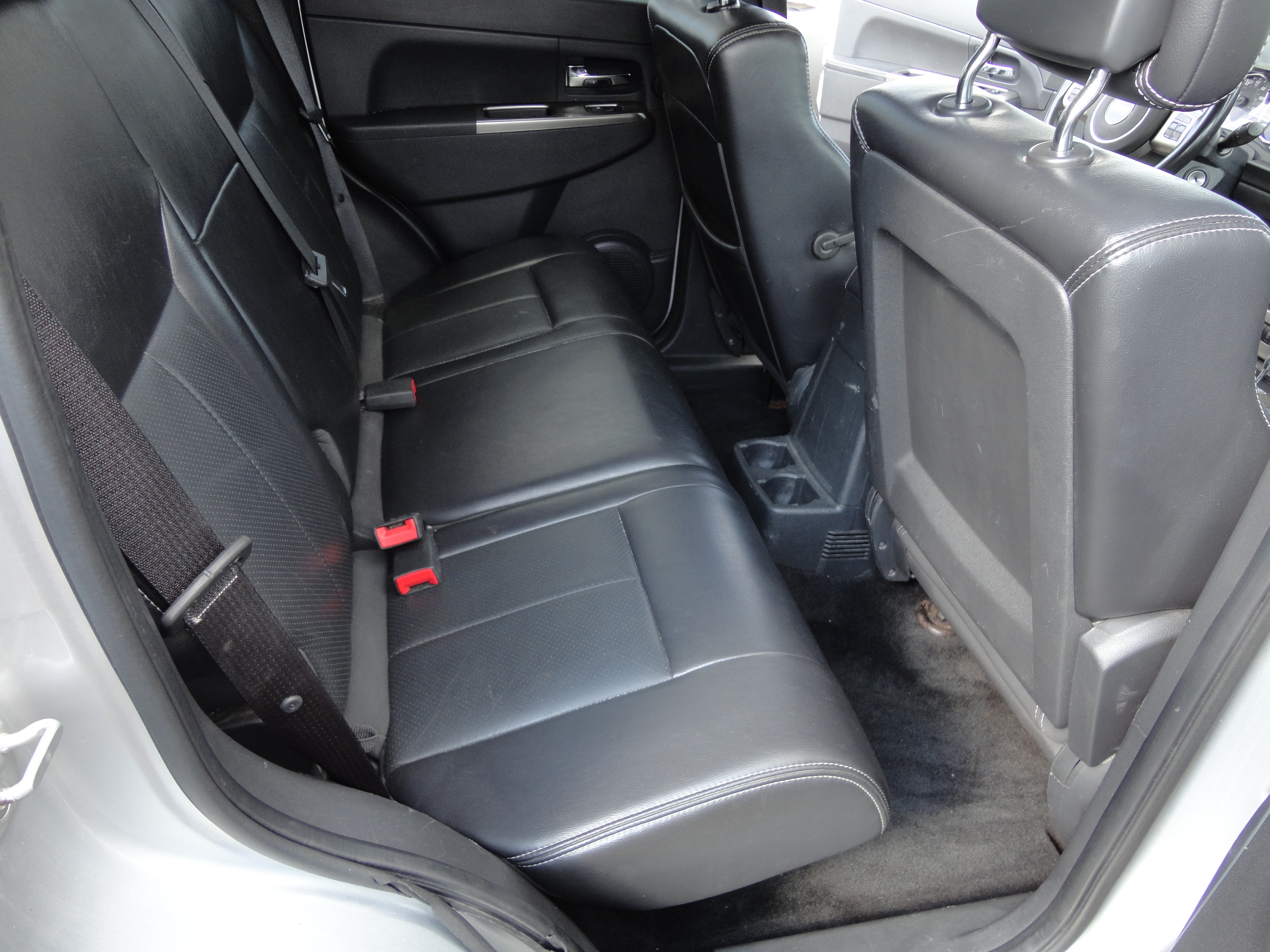 Used 2012 Jeep Liberty 4WD Limited Jet image 11
