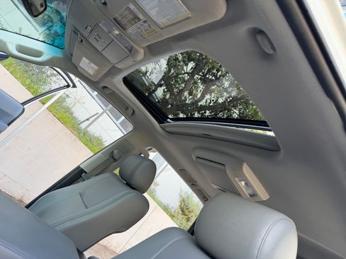 Used 2016 Toyota Sequoia Platinum image 33