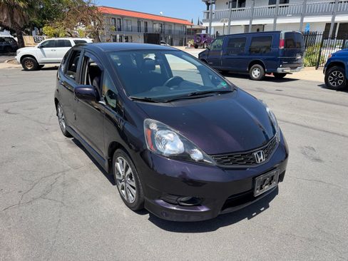 Used 2013 Honda Fit Sport image 9