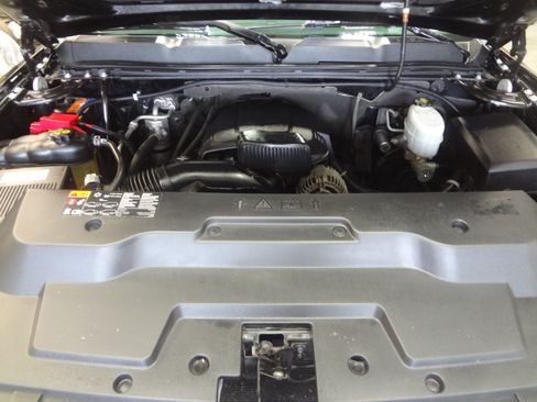 Used 2011 Chevrolet Silverado 2500 LT image 16