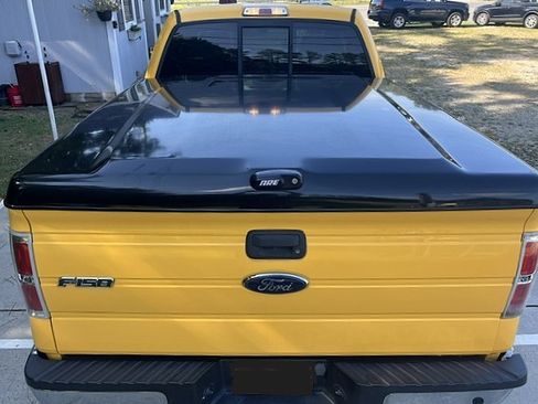 Used 2014 Ford F150 4x4 SuperCab image 11