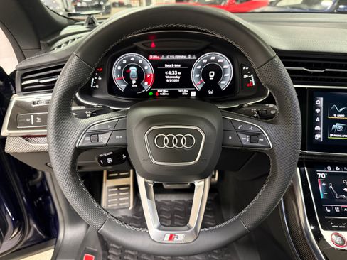 Used 2023 Audi SQ8 Prestige AWD/4WD image 27