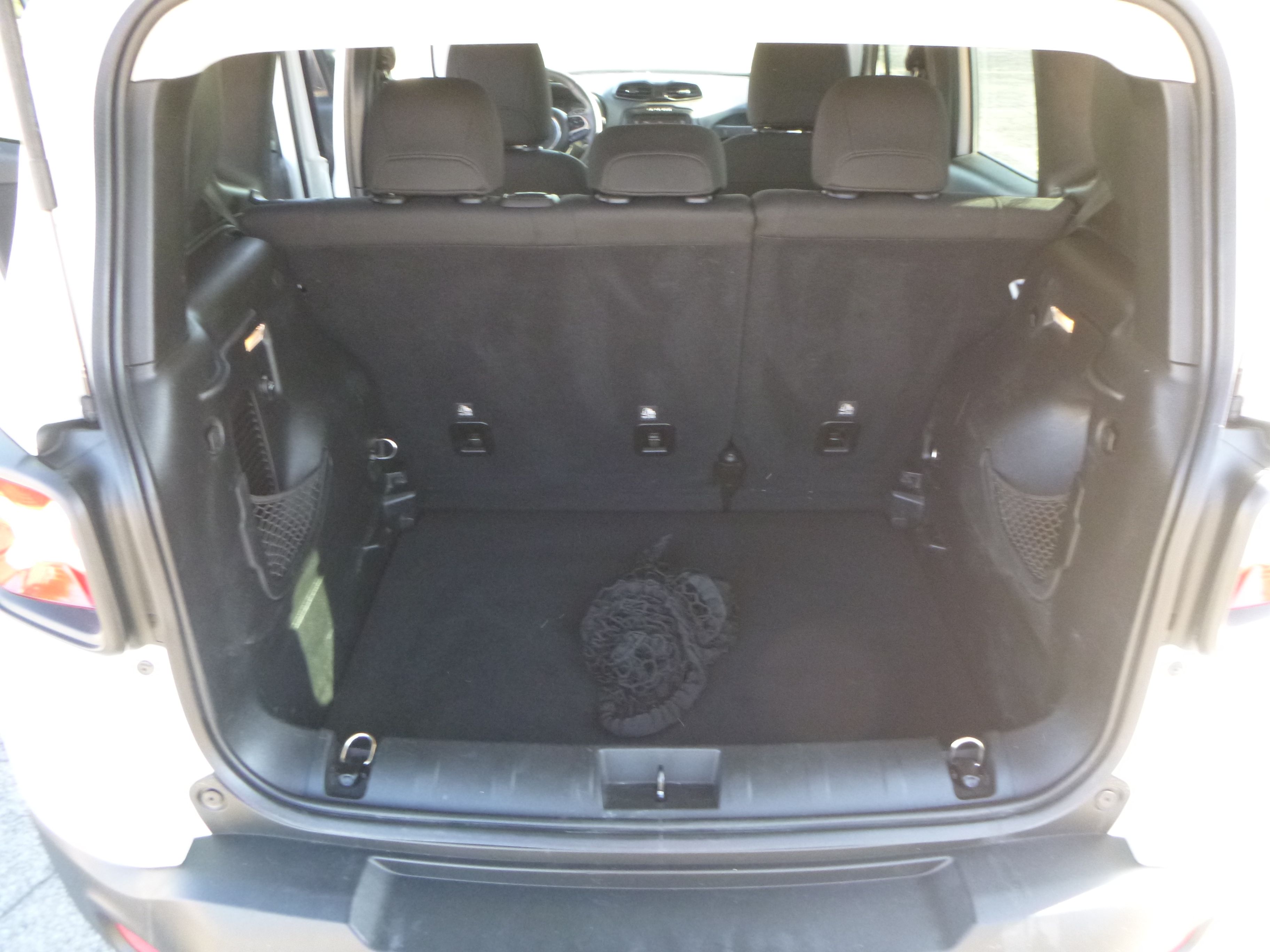 Used 2016 Jeep Renegade 4WD Sport image 16