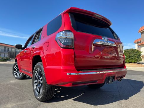 Used 2017 Toyota 4Runner Limited image 6