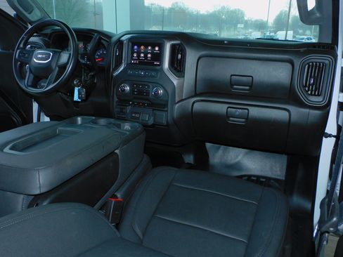 Used 2023 GMC Sierra 3500 Pro image 4