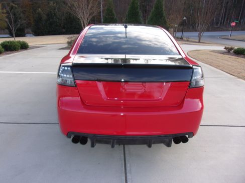 Used 2009 Pontiac G8 RWD image 4