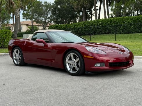 Used 2006 Chevrolet Corvette Convertible RWD image 23