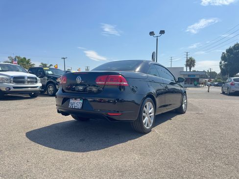 Used 2012 Volkswagen Eos Komfort FWD image 8