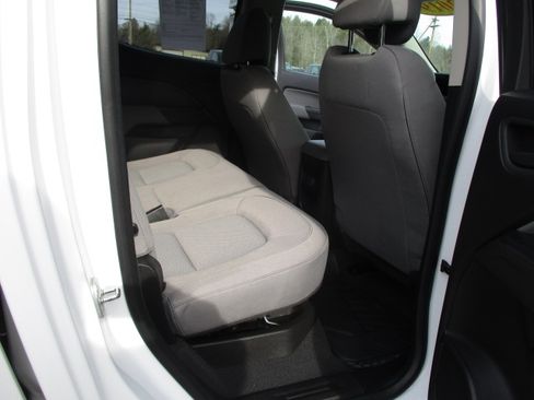 Used 2019 Chevrolet Colorado W/T image 23