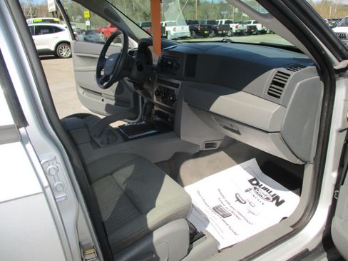 Used 2007 Jeep Grand Cherokee Laredo image 26